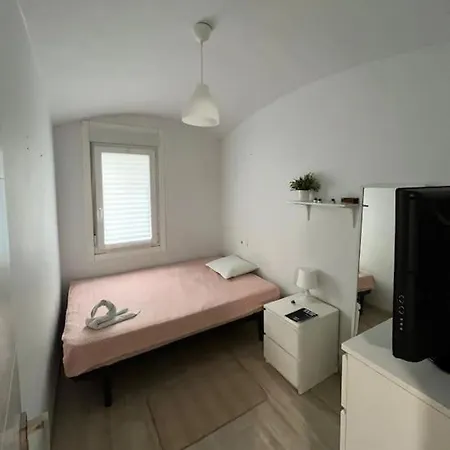 A Metros De La Playa. Centrico Apartment A Coruna